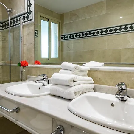 Apartment Fa- Luxury 2 Bedroom Fuente Aloha
